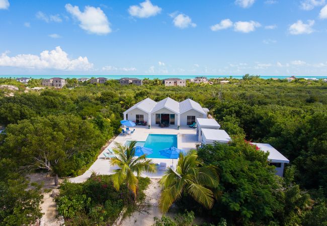 House in Long Bay - 3 Bedroom Villa Close to Long Bay Beach - Hampshire House House in Long Bay - 3 Bedroom Villa Close to Long Bay Beach - Hampshire House