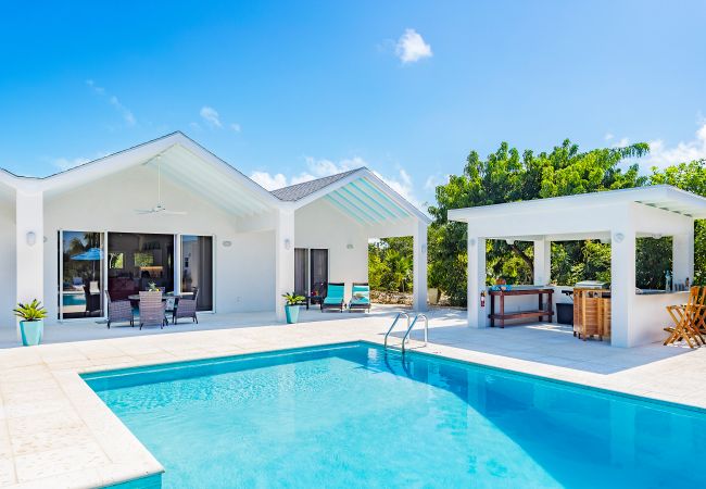 House in Long Bay - 3 Bedroom Villa Close to Long Bay Beach - Hampshire House House in Long Bay - 3 Bedroom Villa Close to Long Bay Beach - Hampshire House