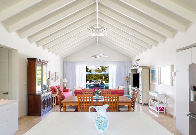 House in Long Bay - 3 Bedroom Villa Close to Long Bay Beach - Hampshire House House in Long Bay - 3 Bedroom Villa Close to Long Bay Beach - Hampshire House