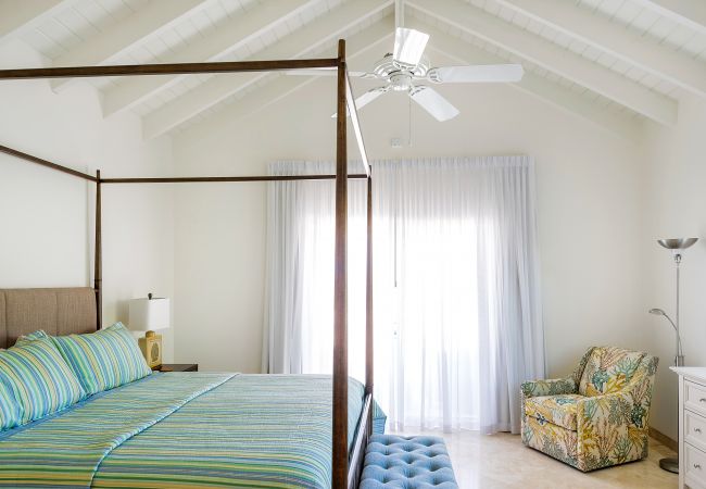 House in Long Bay - 3 Bedroom Villa Close to Long Bay Beach - Hampshire House House in Long Bay - 3 Bedroom Villa Close to Long Bay Beach - Hampshire House