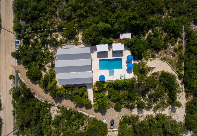 House in Long Bay - 3 Bedroom Villa Close to Long Bay Beach - Hampshire House House in Long Bay - 3 Bedroom Villa Close to Long Bay Beach - Hampshire House