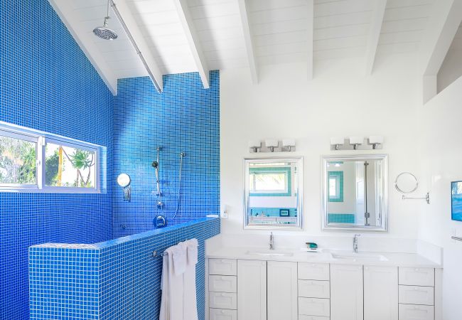 House in Long Bay - 3 Bedroom Villa Close to Long Bay Beach - Hampshire House House in Long Bay - 3 Bedroom Villa Close to Long Bay Beach - Hampshire House