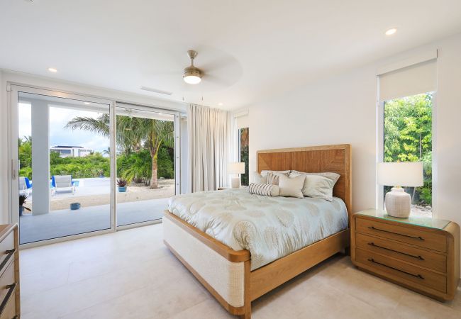 House in Grace Bay - Grace Bay, New 5 Bedroom Villa - Pure Water Villa House in Grace Bay - Grace Bay, New 5 Bedroom Villa - Pure Water Villa