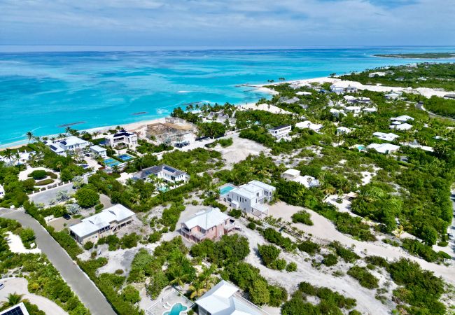 House in Grace Bay - Grace Bay, New 5 Bedroom Villa - Pure Water Villa House in Grace Bay - Grace Bay, New 5 Bedroom Villa - Pure Water Villa