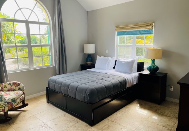 House in Grace Bay - Starfish House - The Perfect Golf & Beach Getaway in Grace Bay House in Grace Bay - Starfish House - The Perfect Golf & Beach Getaway in Grace Bay