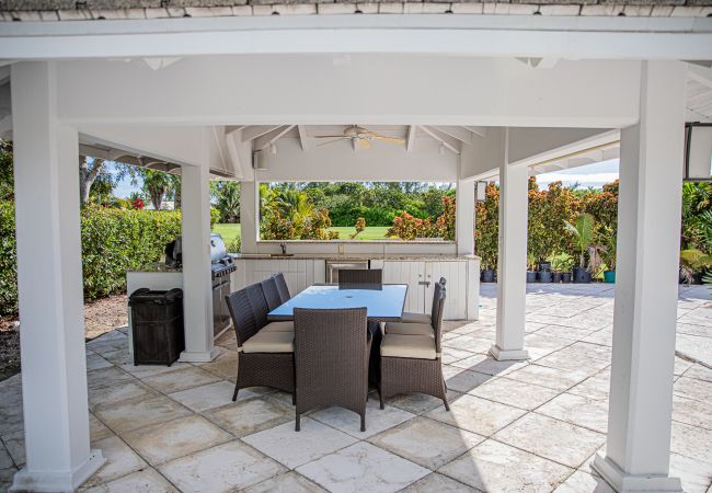 House in Grace Bay - Starfish House - The Perfect Golf & Beach Getaway in Grace Bay House in Grace Bay - Starfish House - The Perfect Golf & Beach Getaway in Grace Bay