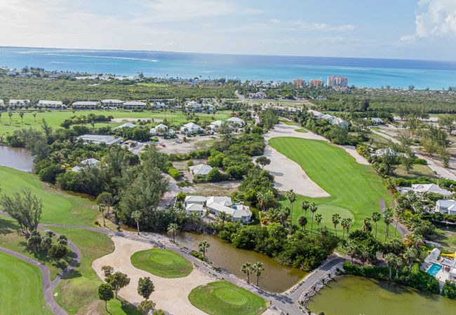 House in Grace Bay - Starfish House - The Perfect Golf & Beach Getaway in Grace Bay House in Grace Bay - Starfish House - The Perfect Golf & Beach Getaway in Grace Bay