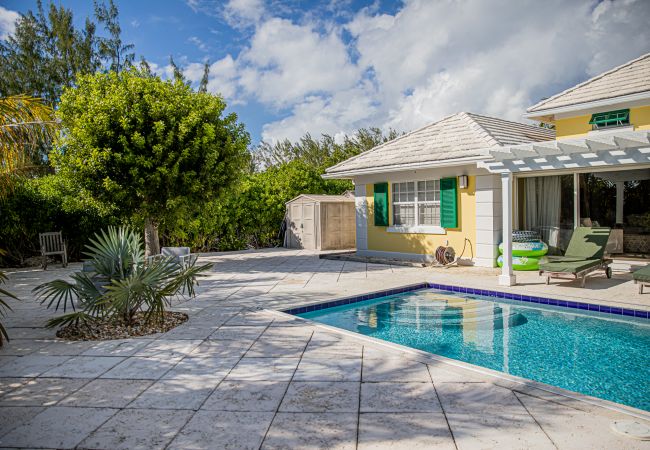 House in Grace Bay - Starfish House - The Perfect Golf & Beach Getaway in Grace Bay House in Grace Bay - Starfish House - The Perfect Golf & Beach Getaway in Grace Bay