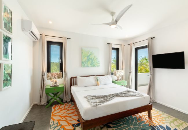 House in Grace Bay - Villa Calico, Pet-Friendly, 3 Bedroom, Grace Bay, Providenciales, Turks & Caicos House in Grace Bay - Villa Calico, Pet-Friendly, 3 Bedroom, Grace Bay, Providenciales, Turks & Caicos