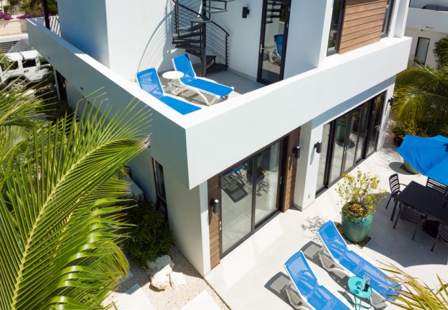 House in Grace Bay - Villa Calico, Pet-Friendly, 3 Bedroom, Grace Bay, Providenciales, Turks & Caicos House in Grace Bay - Villa Calico, Pet-Friendly, 3 Bedroom, Grace Bay, Providenciales, Turks & Caicos