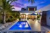 House in Grace Bay - Villa Calico, Pet-Friendly, 3 Bedroom, Grace Bay, Providenciales, Turks & Caicos House in Grace Bay - Villa Calico, Pet-Friendly, 3 Bedroom, Grace Bay, Providenciales, Turks & Caicos