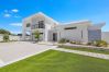 Villa in Grace Bay - The Palmer, Newly Built 3 Bedroom with Guest House, 2 Pools Villa in Grace Bay - The Palmer, Newly Built 3 Bedroom with Guest House, 2 Pools